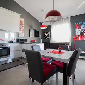 Apartman Holiday House Zaton, Nin